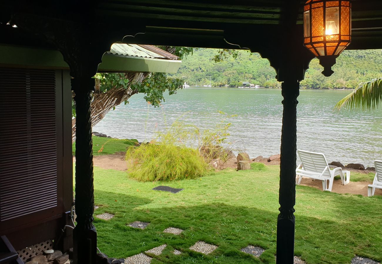 Facing the lagoon Facing the lagoon